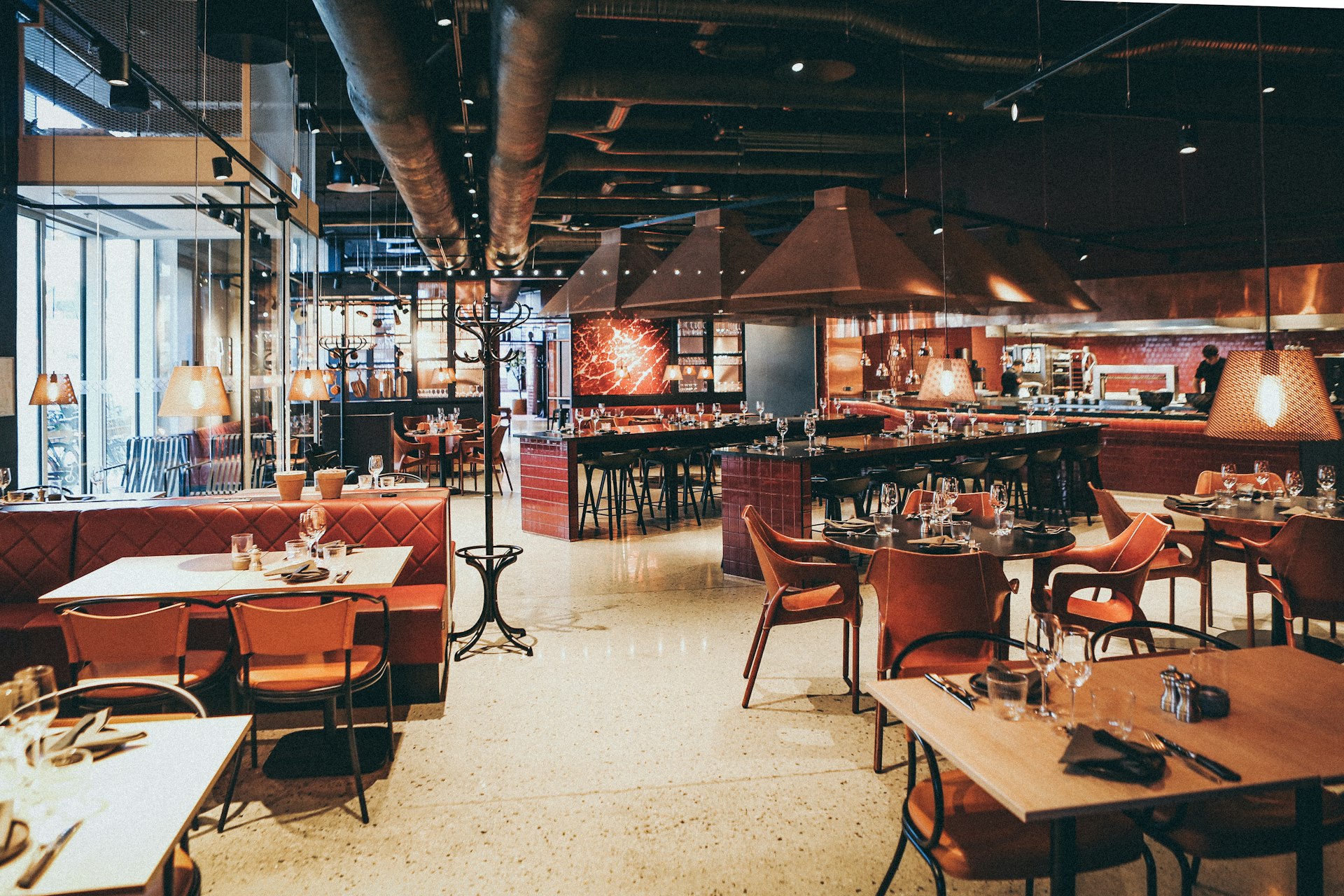 Interieur van SÉAR steakhouse